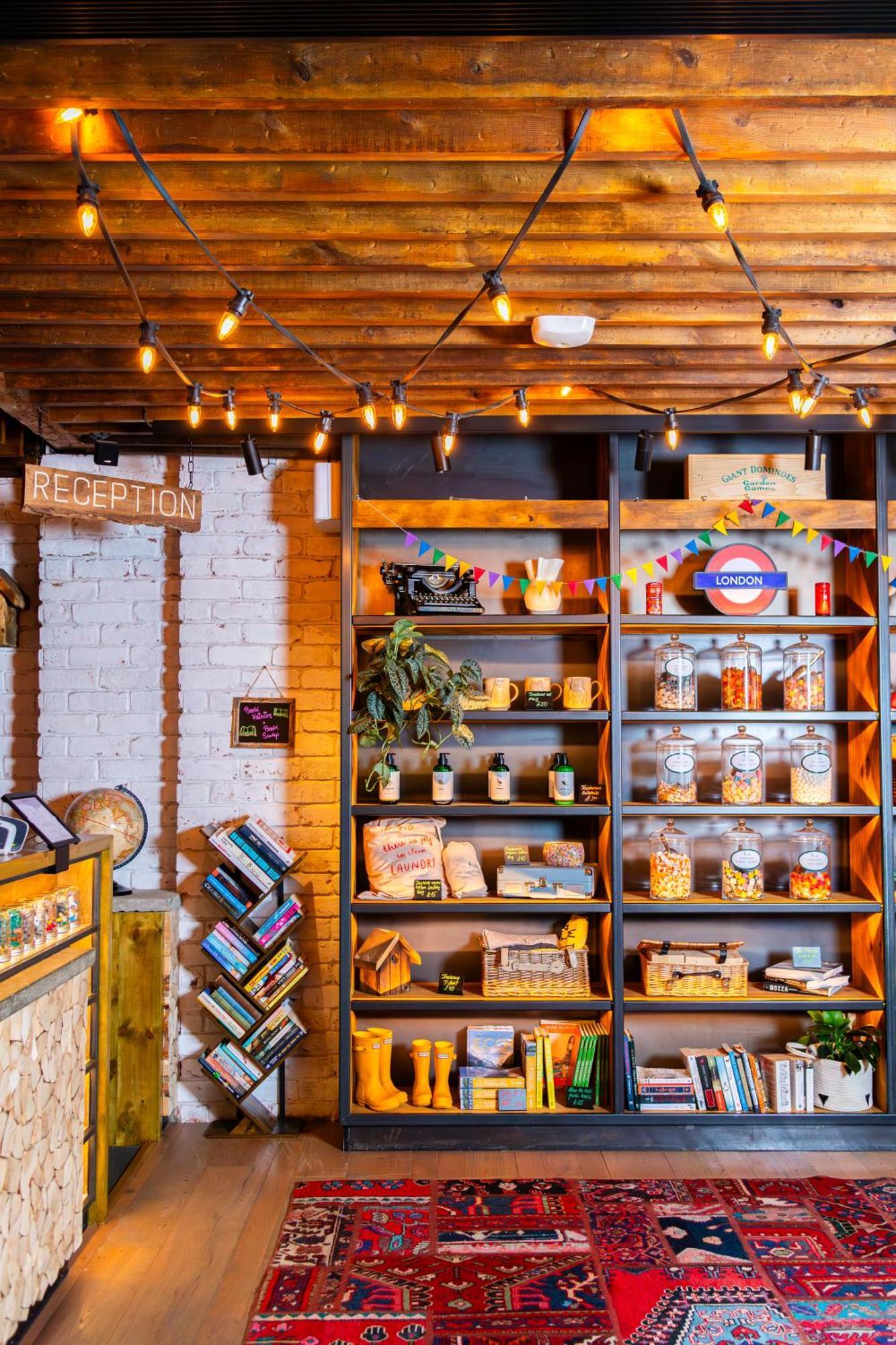 Treehouse Hotel London Bagian luar foto