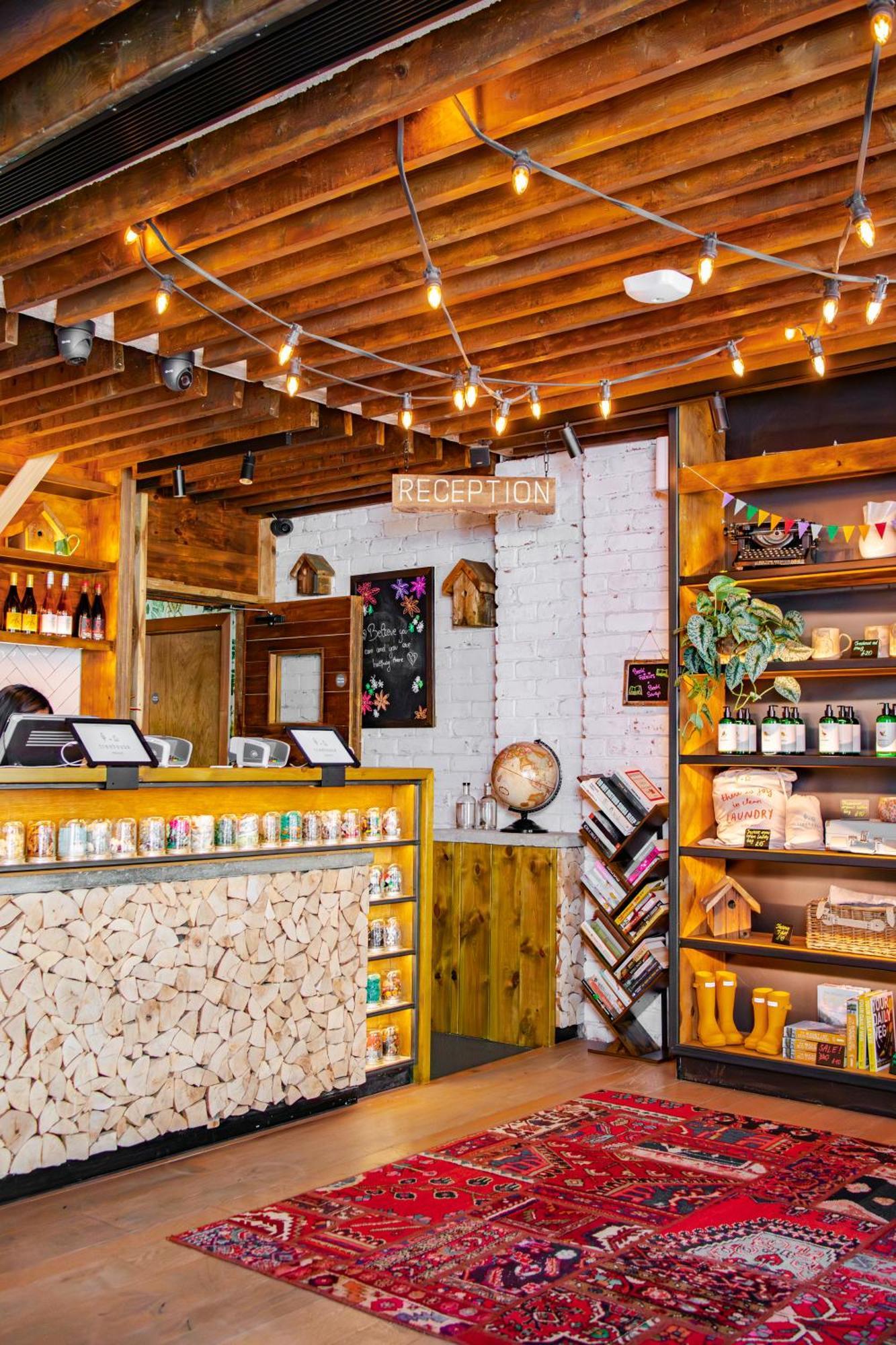 Treehouse Hotel London Bagian luar foto